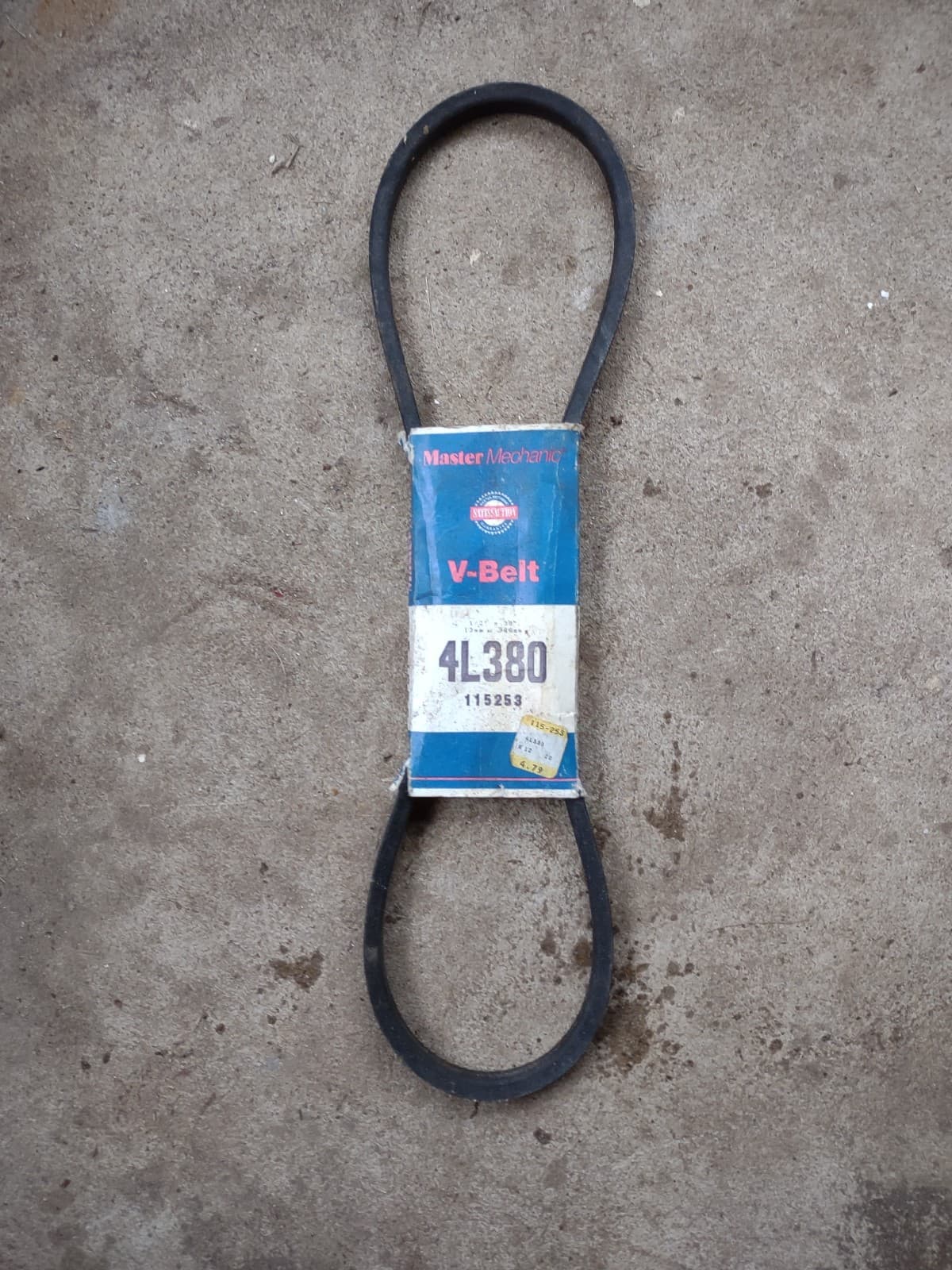 Master mechanic 4L380 V belt 1/2” x 38” - Image 1