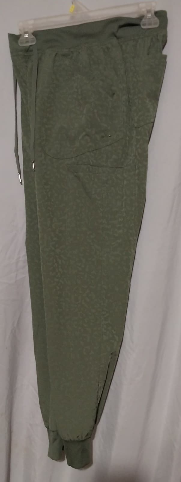 Ava Therese Green Cheetah Jacquard Sheba Women’s STRETCH Cargo Jogger - Thumbnail 2