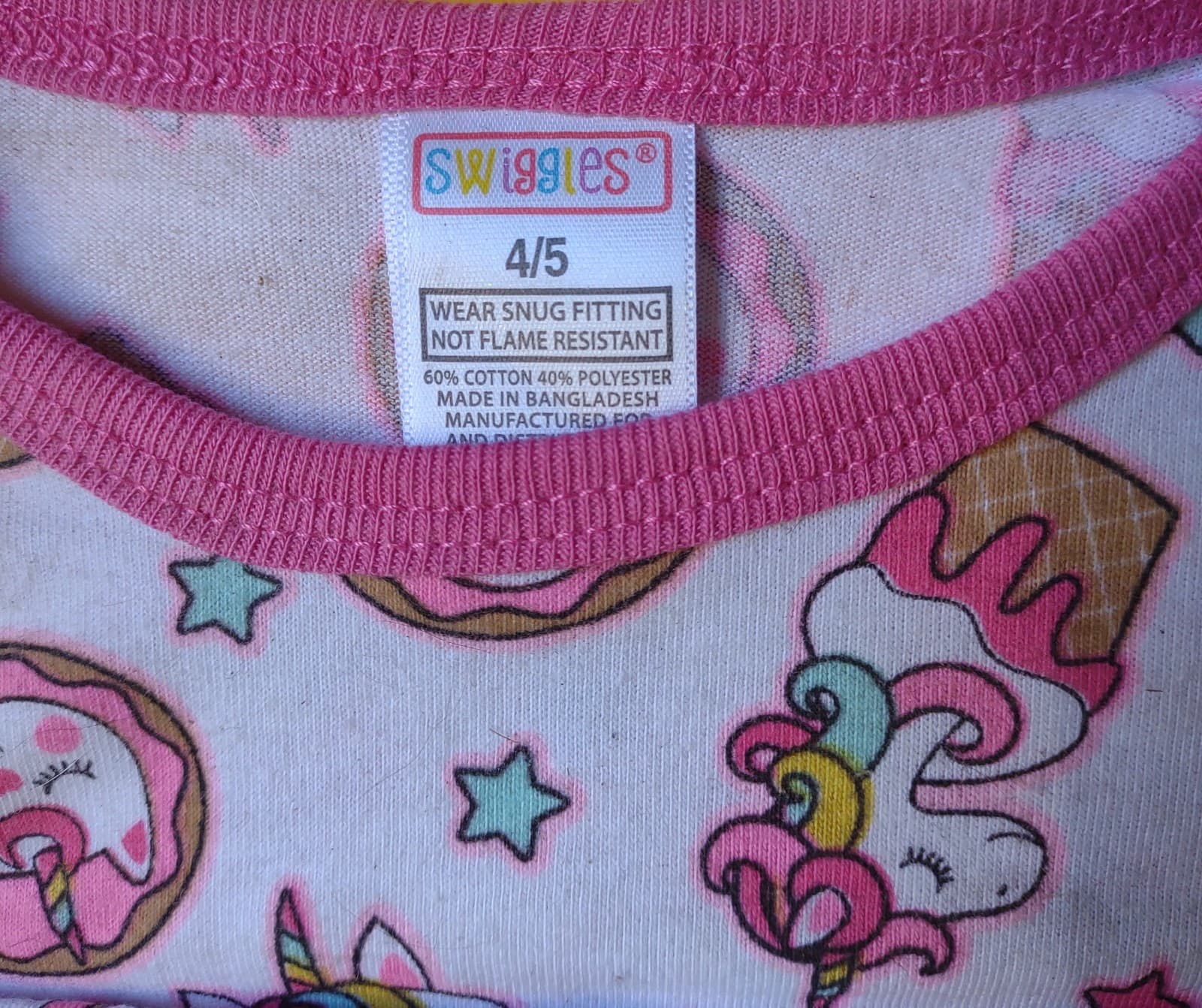BRAND NEW GIRL'S SIZE 4/5. A 2 PIECE SWIGGLES TIGHT FIT PAJAMA SET - Thumbnail 2