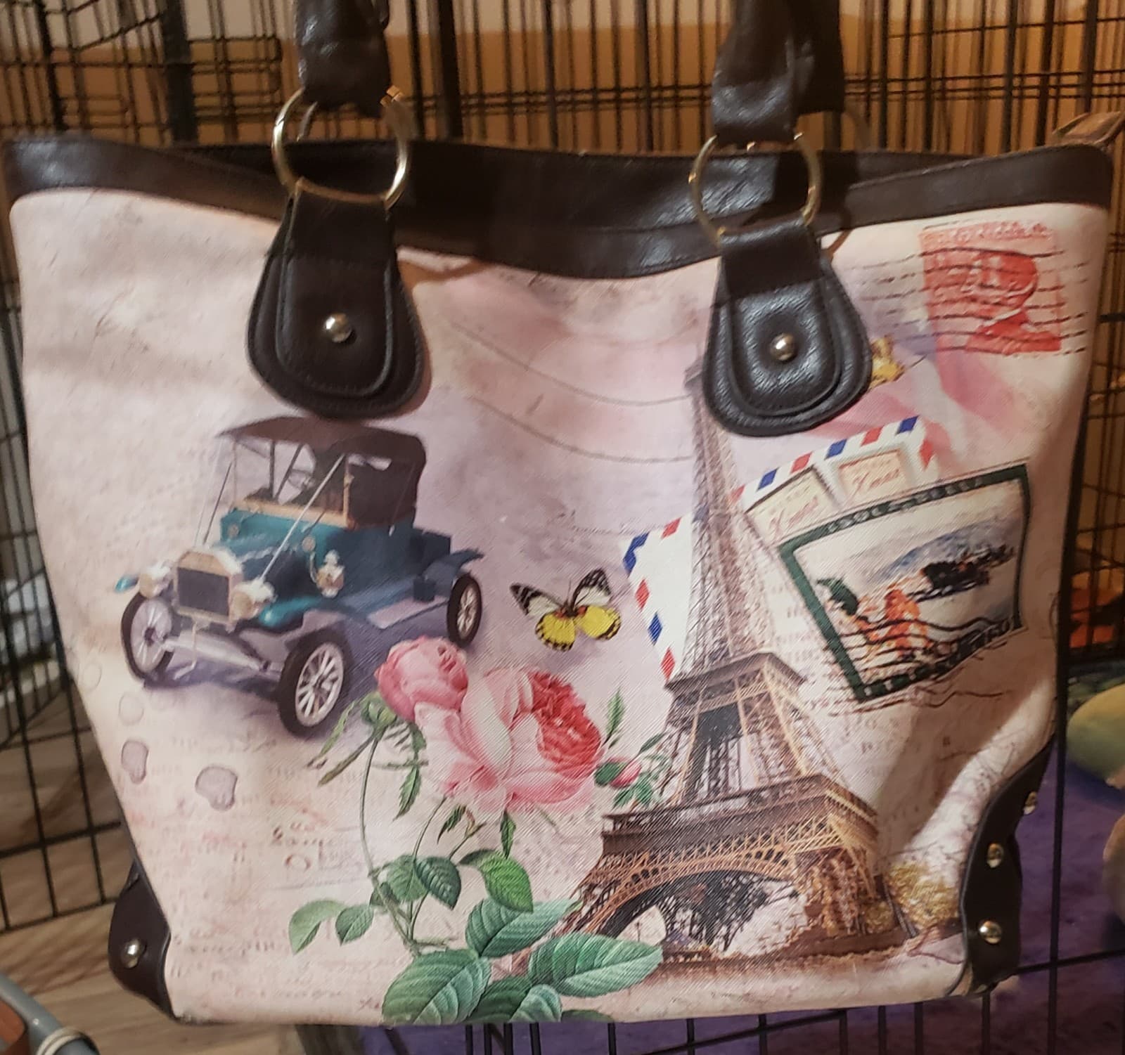 Paris themed, medium size purse - Image 1