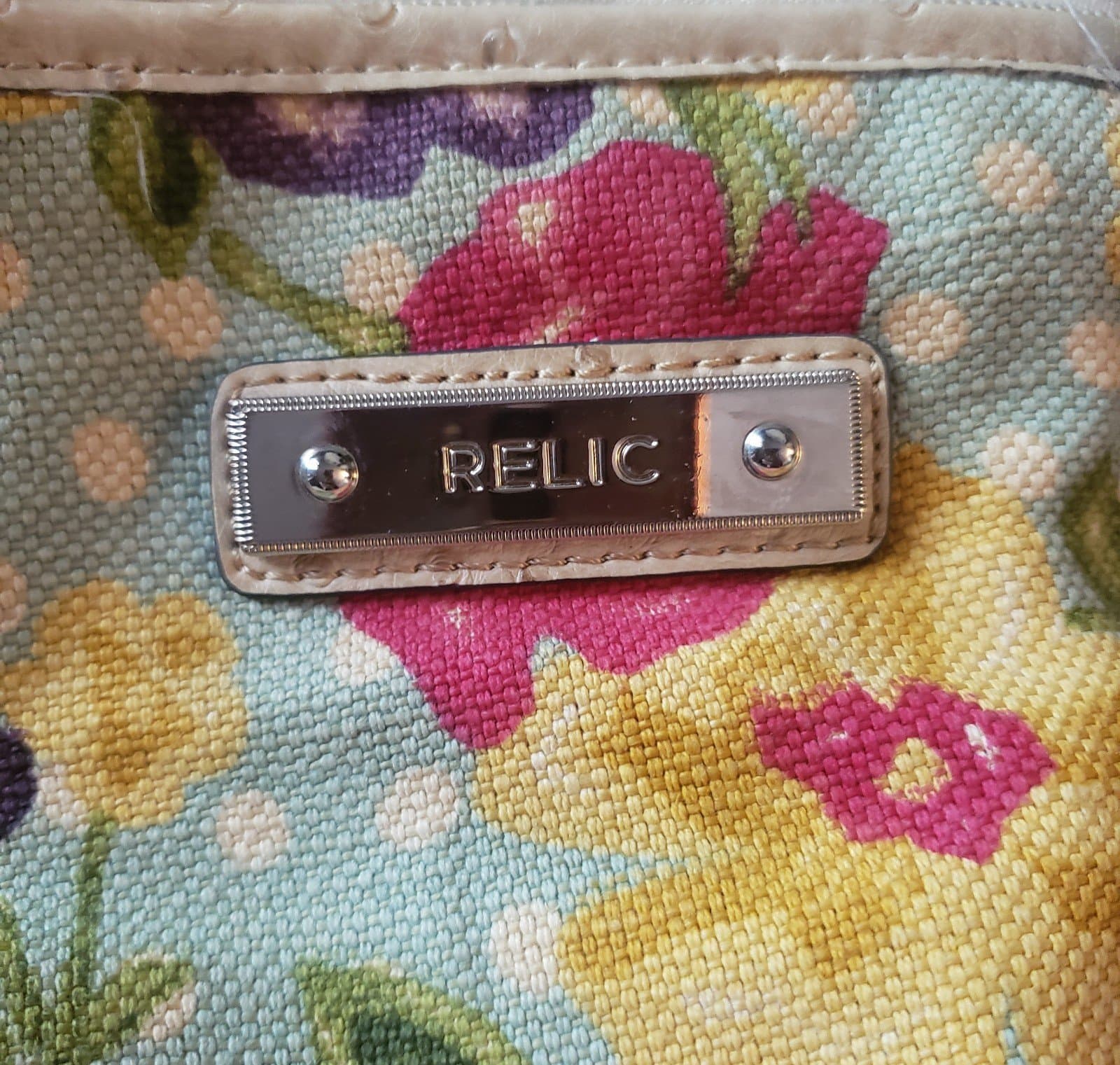 Relic Tropical Flowers Crossbody Shoulder Purse Handbag - Thumbnail 2