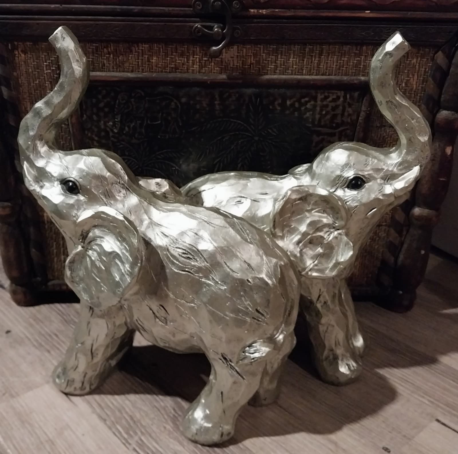 2 Decorative Silver Elephant Figurines. Metallic Elephants Statue - Image 1