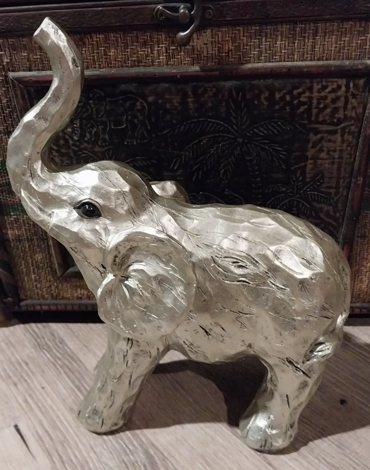 2 Decorative Silver Elephant Figurines. Metallic Elephants Statue - Thumbnail 8
