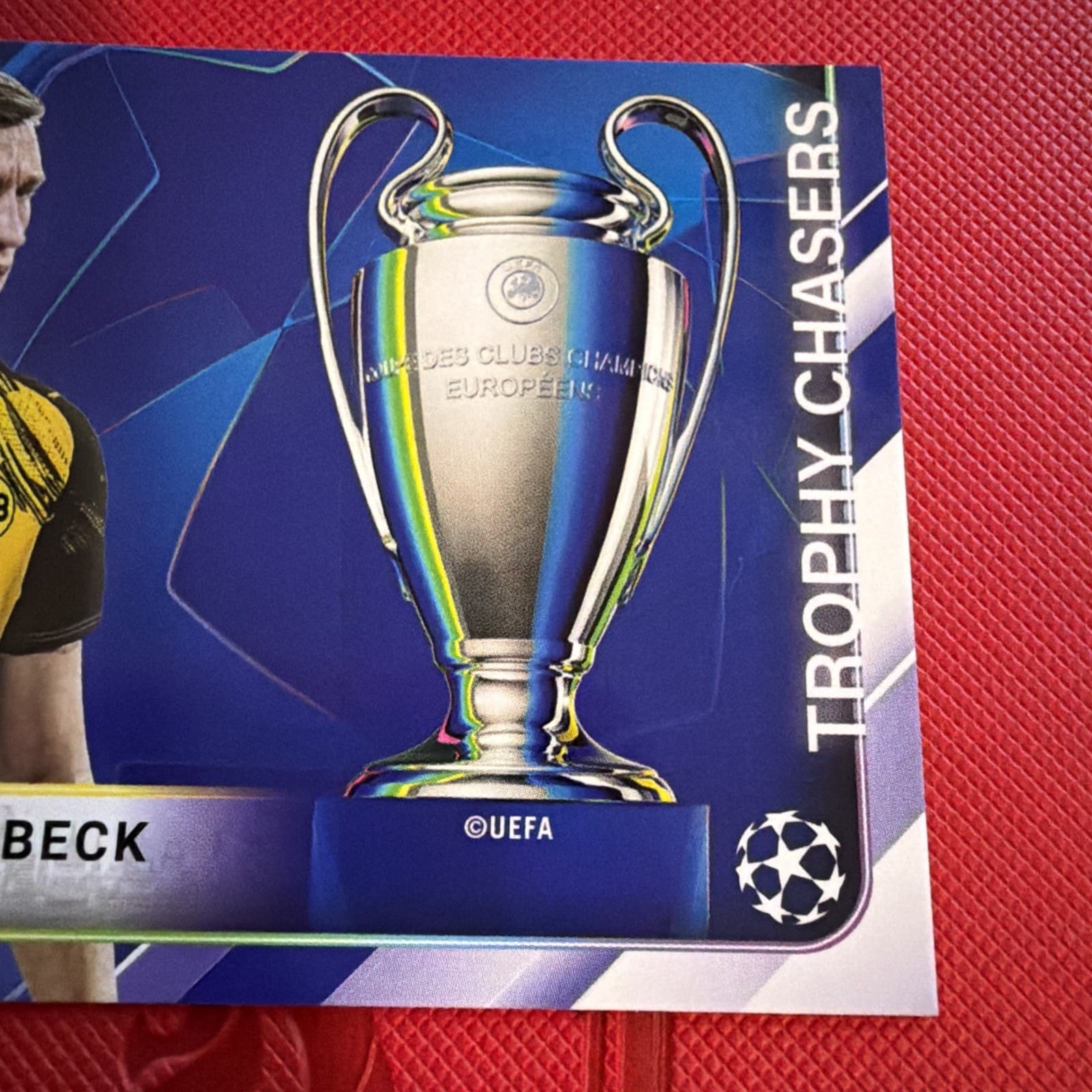 Topps 2026 Trophy Chasers Insert TC-14 Nico Schlotterbeck Borussia Dortmund - Thumbnail 2