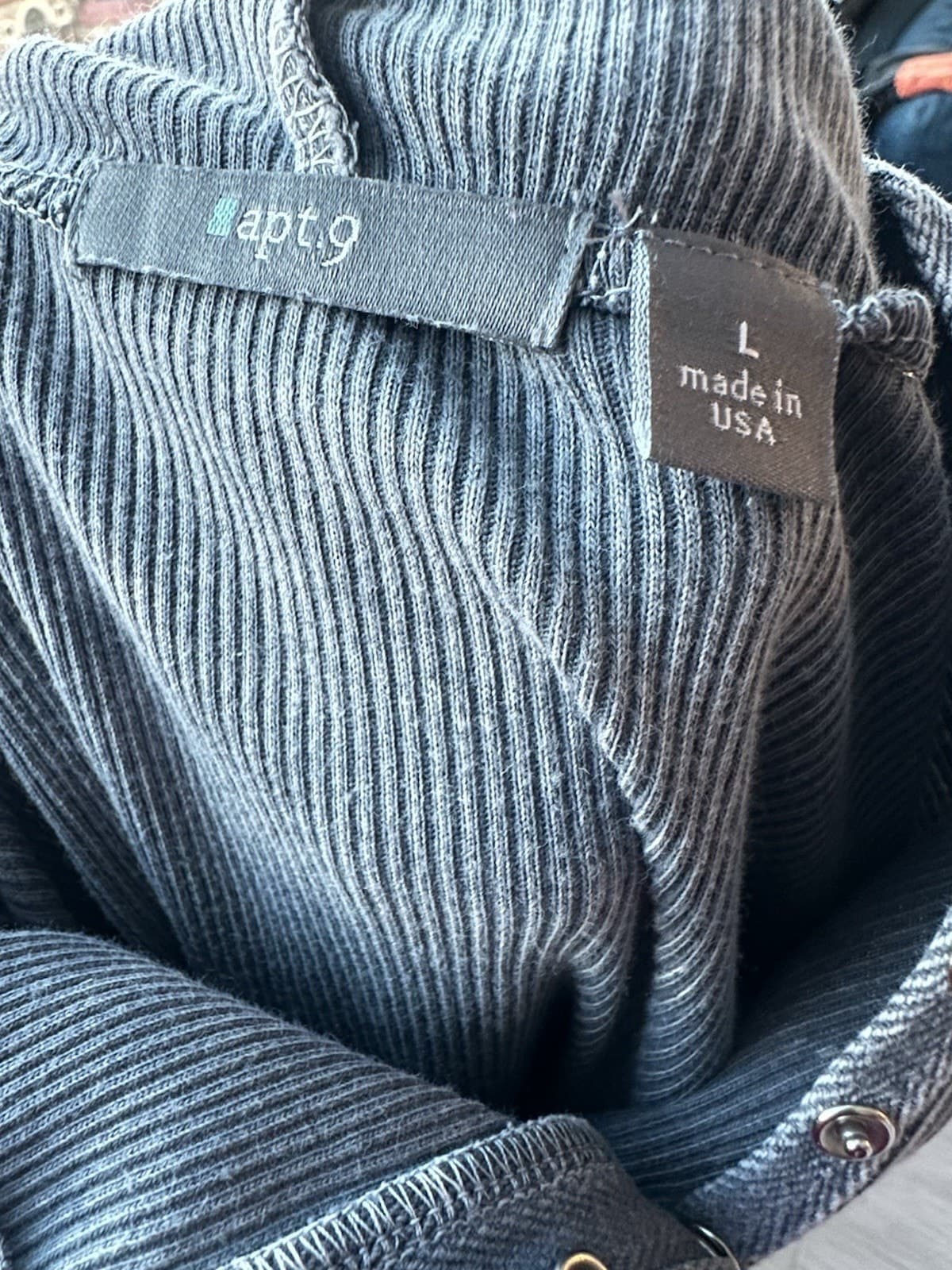 Apt. 9 Women's L Gray Henley Hoodie Knit Long Sleeve Graphic Logo 100% Cotton - Thumbnail 3