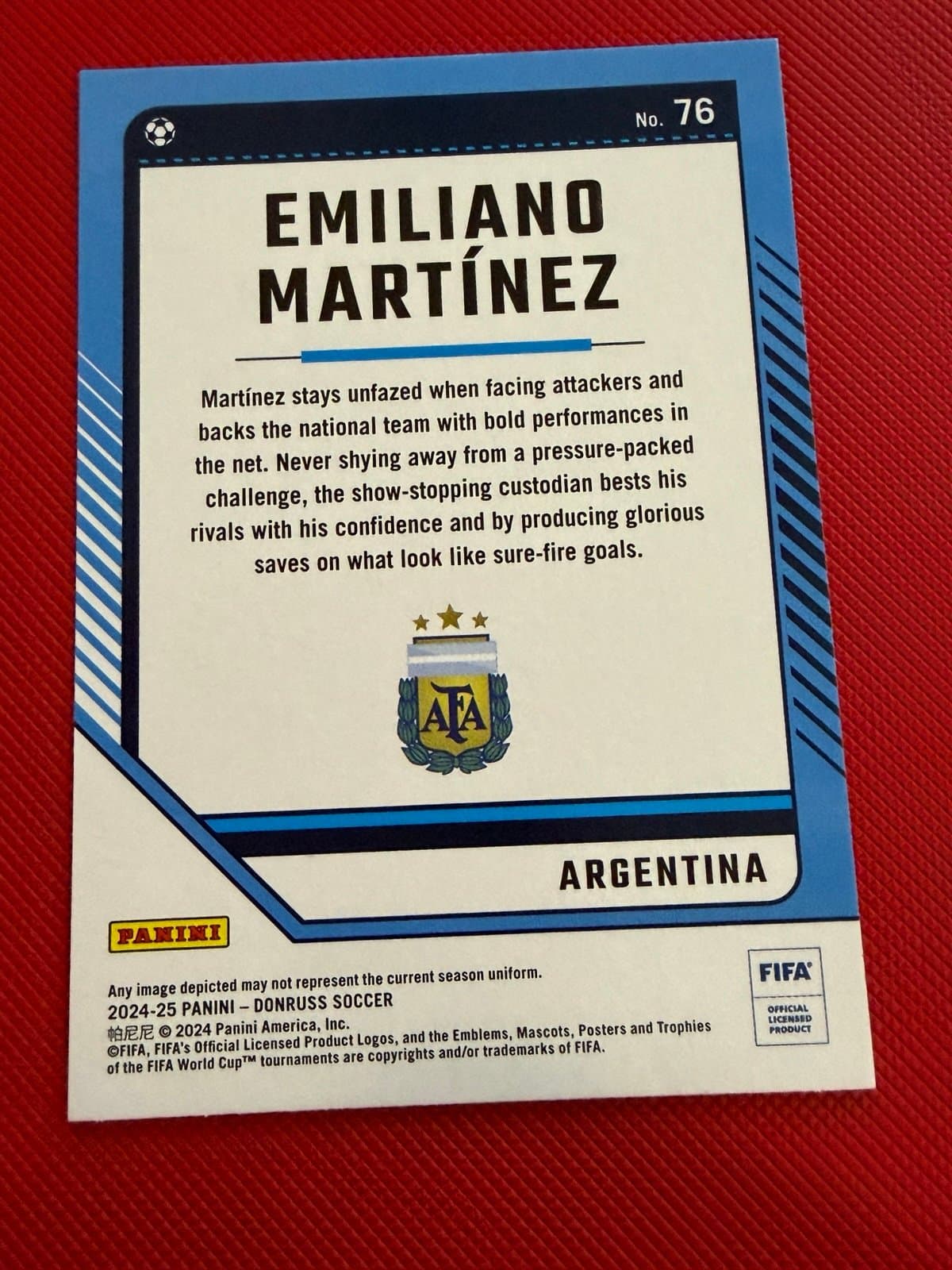 Emiliano Martinez 2024-25 Panini Donruss FIFA Soccer #76 - Thumbnail 3