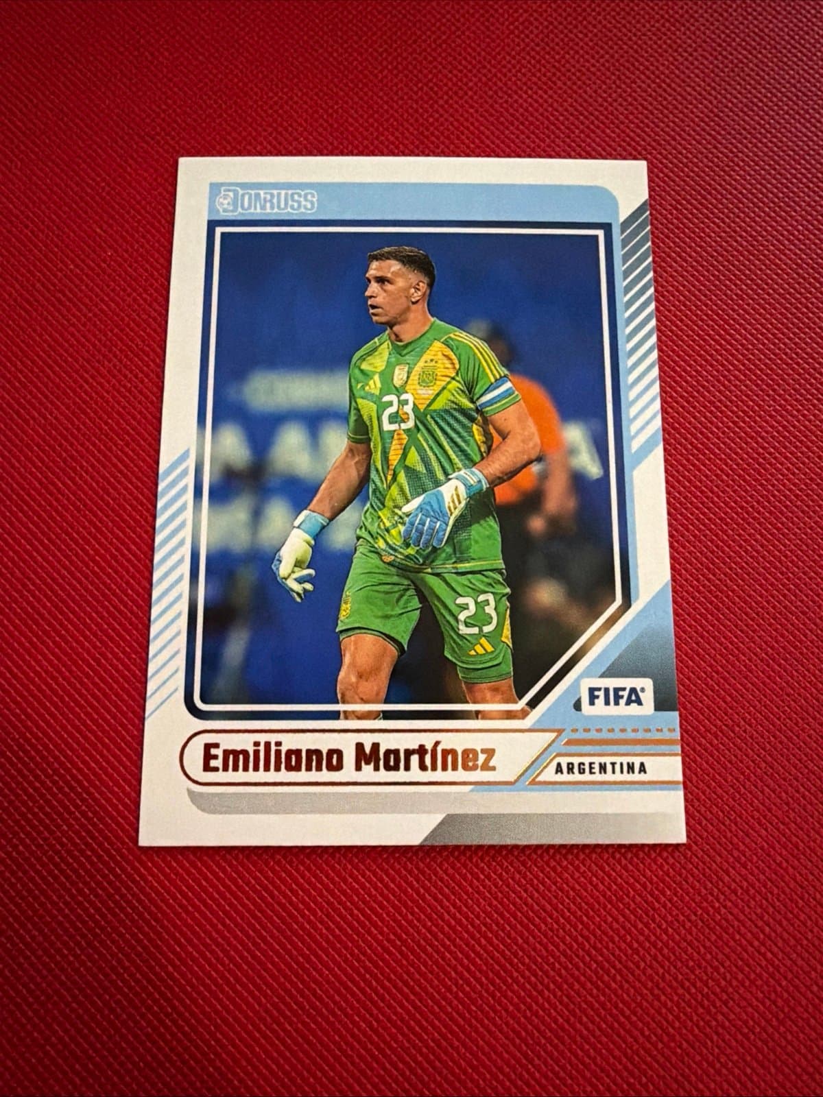 Emiliano Martinez 2024-25 Panini Donruss FIFA Soccer #76 - Thumbnail 2