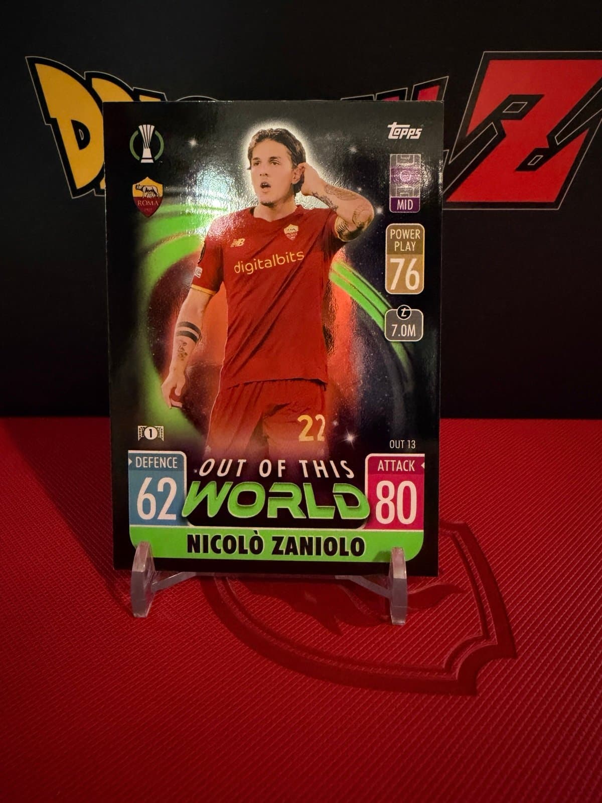 Nicolo Zaniolo 2021-22 Topps Match Attax UCL Out Of This World OUT-13 Roma - Thumbnail 2