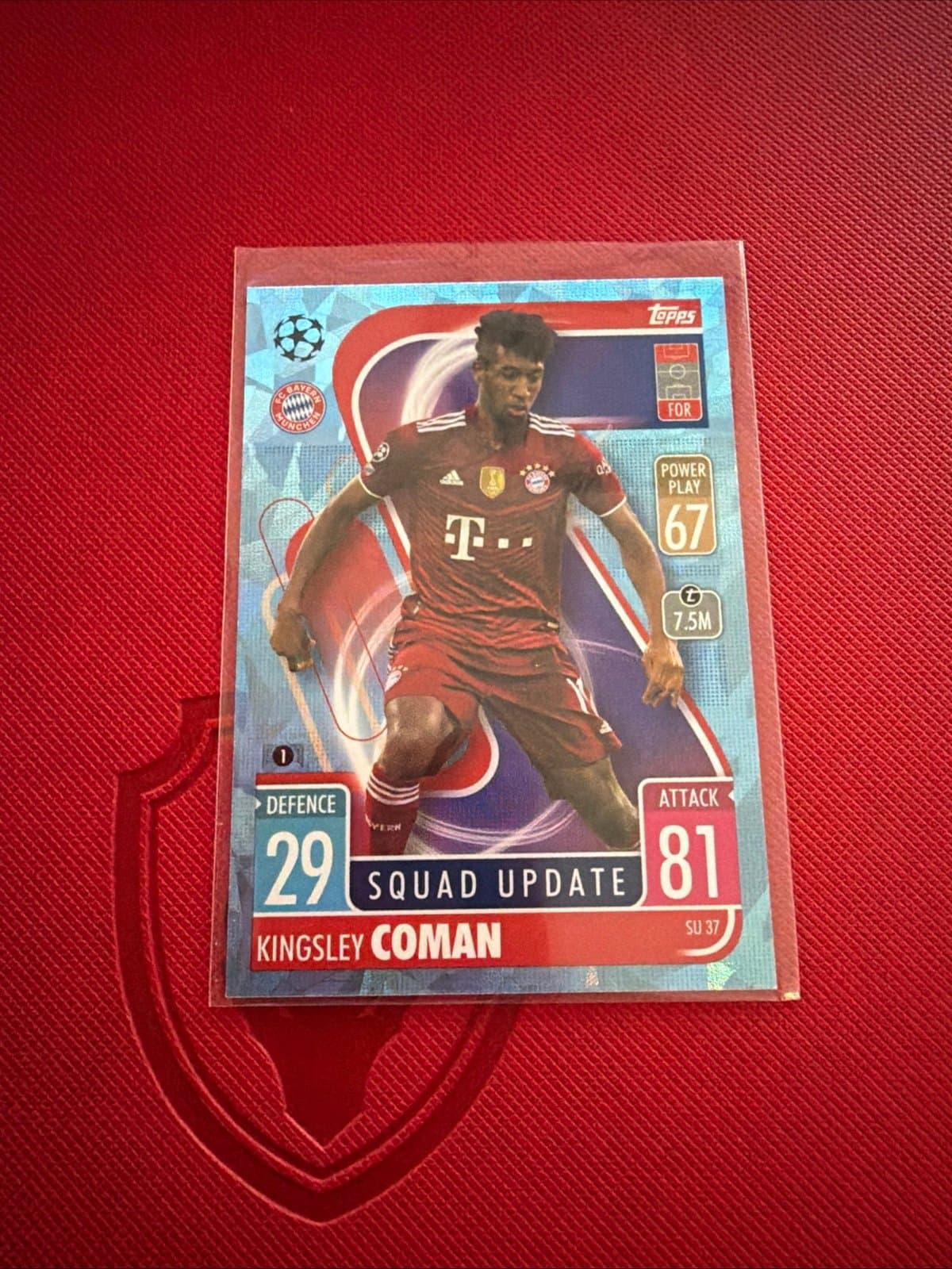 TOPPS Match Attax Extra Kingsley Coman BLUE CRACKED ICE card #SU 37 - Thumbnail 3