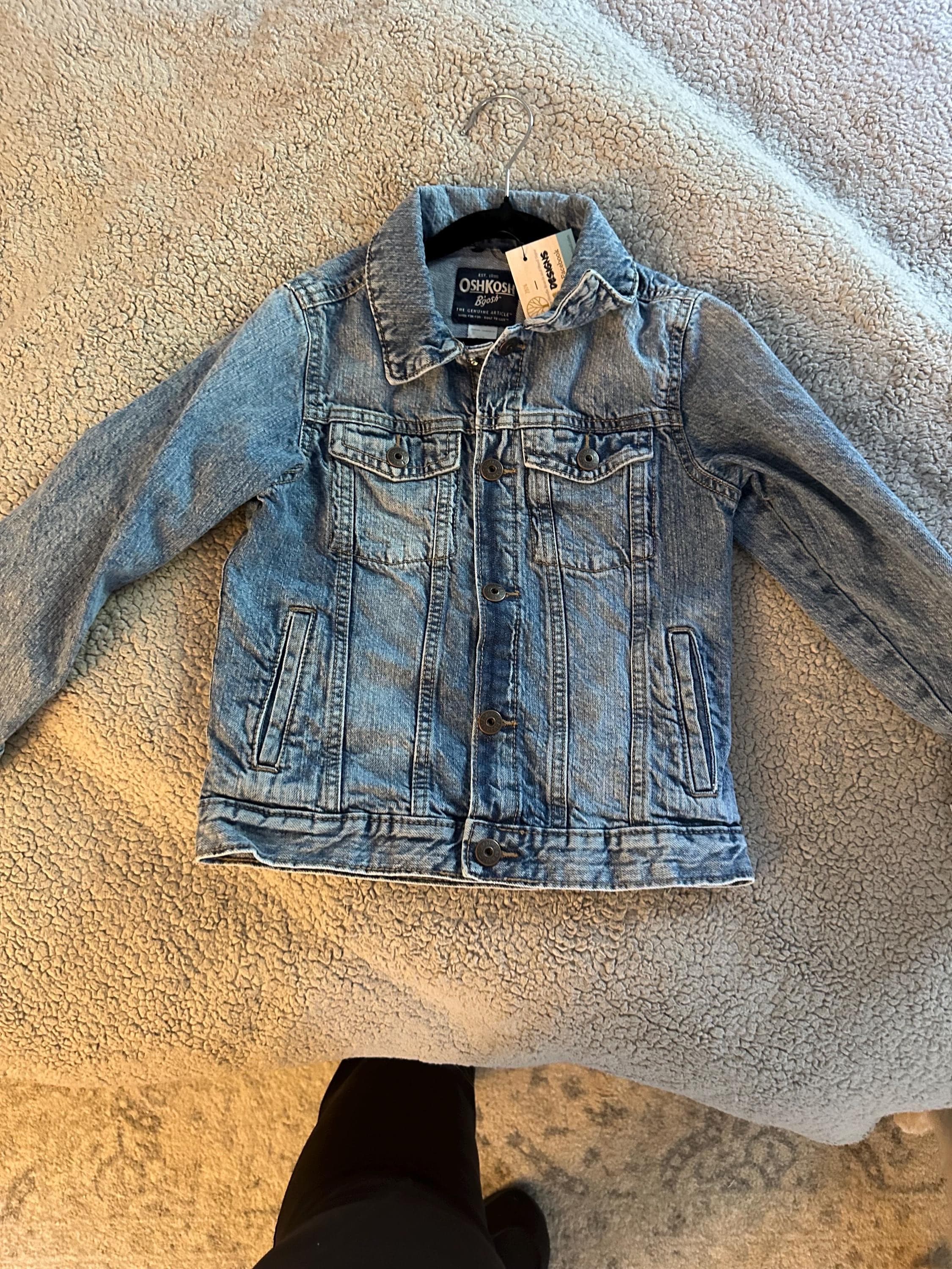 Denim jacket with race car on back - Thumbnail 2