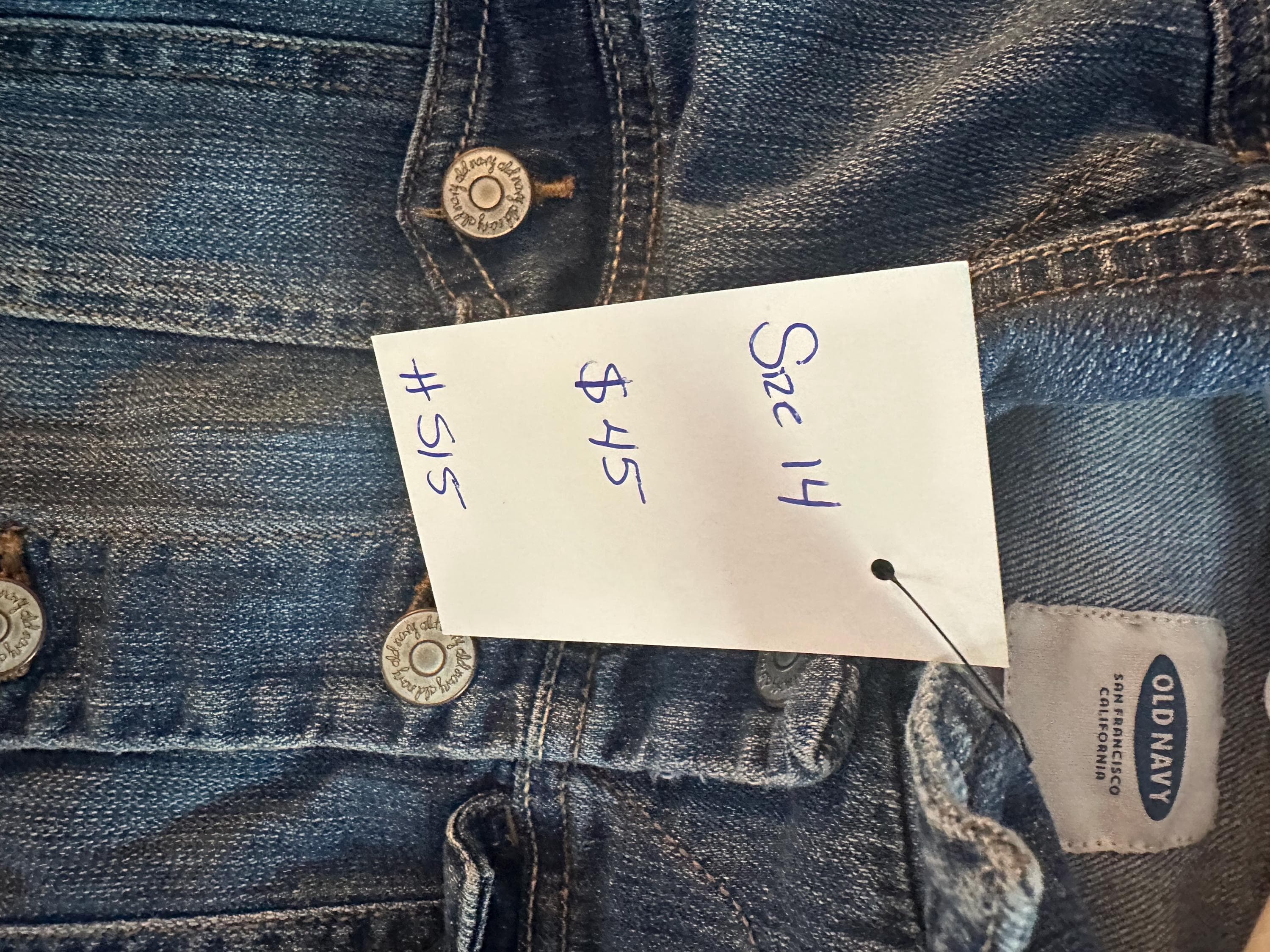 Denim jacket with basketball on the back - Thumbnail 3