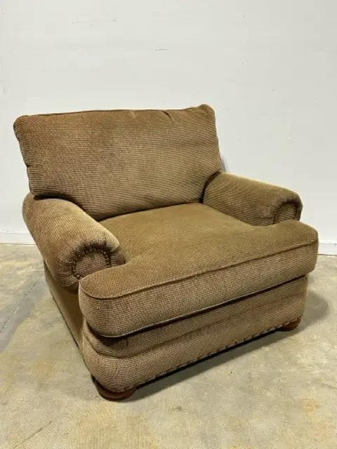 Craftmaster Barclay Light Brown Upholstered Chair - Thumbnail 2