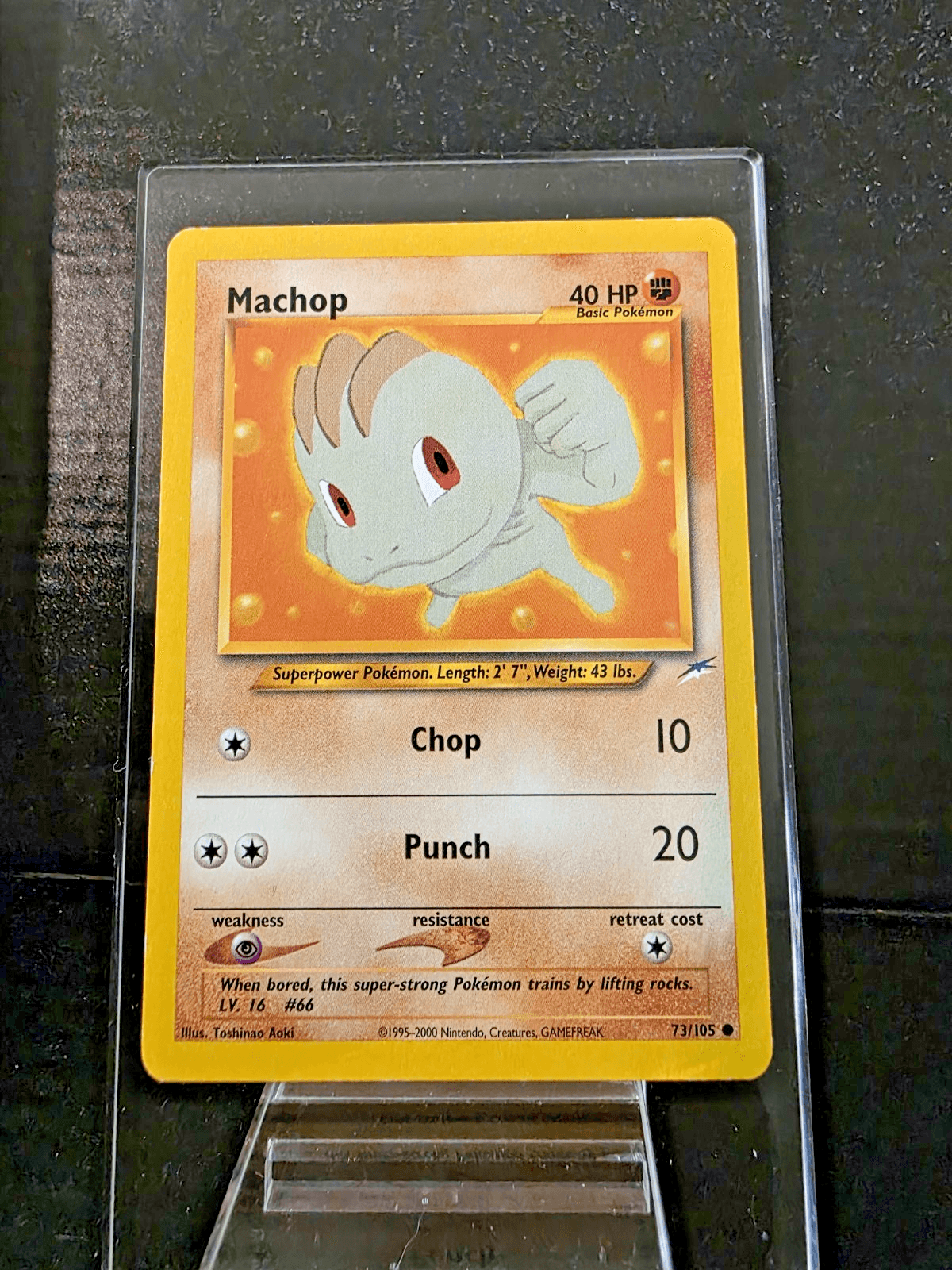 Pokemon TCG Machop 73/105 Vintage Card Neo Destiny Regular NM