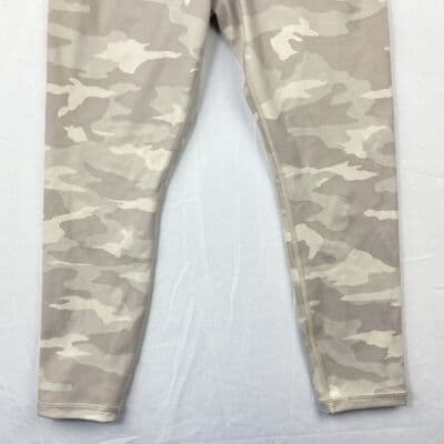 Athleta Elation Leggings Womens Small Petite SP Gray Camo 7/8 Tight Pants - Thumbnail 3