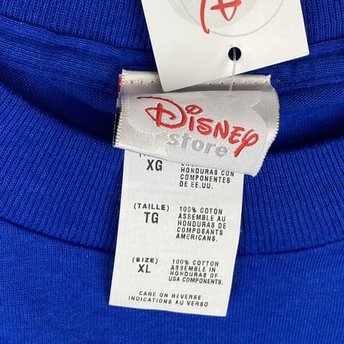 NEW Disney World Grad 2004 T-shirt XL Mickey Mouse Blue Short Sleeve VINTAGE - Thumbnail 5