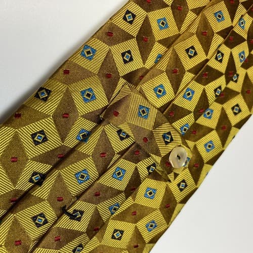 Carrot & Gibbs Mens 100% Silk Neck TieGeometric Gold Diamonds Handmade EUC - Thumbnail 2