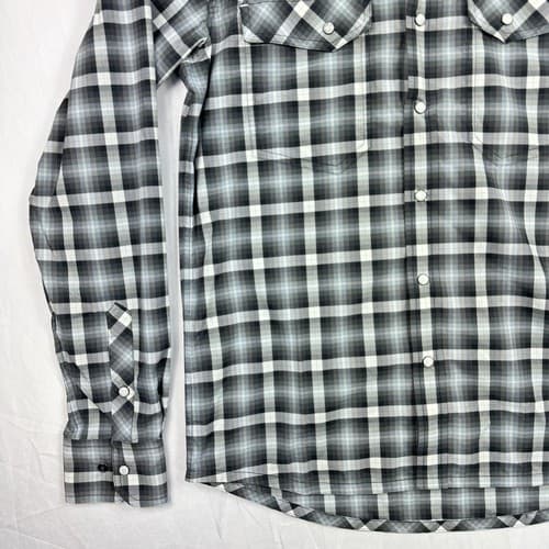 Stio Mens XS Eddy Plaid Pearl Snap Shirt Nylon Black Gray Plaid Long Sleeve EUC - Thumbnail 4