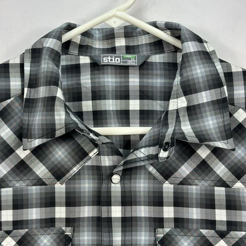 Stio Mens XS Eddy Plaid Pearl Snap Shirt Nylon Black Gray Plaid Long Sleeve EUC - Thumbnail 7