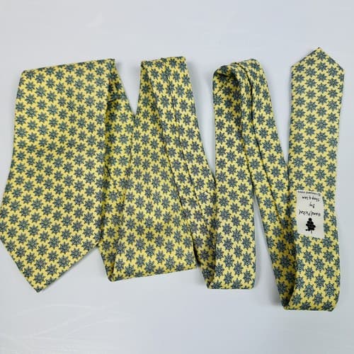 VINEYARD VINES Boat Steering Wheel Mens 100% Silk Tie Yellow AOP Hand Made USA - Thumbnail 5