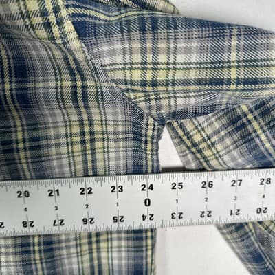 VINTAGE Levis Western Shirt Mens Large Plaid Pearl Snap Style Hong Kong 90s - Thumbnail 9