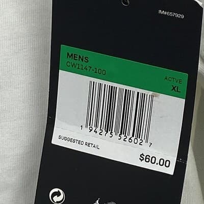 Jordan UNITE No Place Like Home Chicago Graffiti Long Sleeve Shirt CW1147 XL NEW - Thumbnail 7