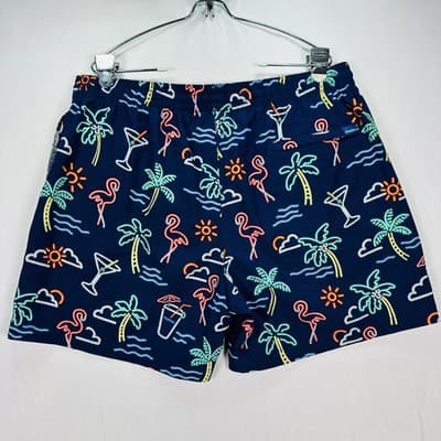 Chubbies Swim Trunks Men 2XL Neon Glades Flamingo Palm Tree Cocktail Shorts 5.5” - Thumbnail 2