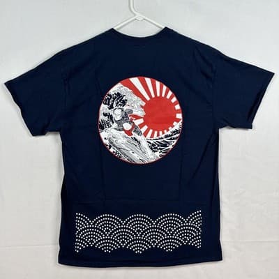 Gildan Japanese Surf Shirt Mens Large Blue Samurai Rising Sun Wave Back Tee - Image 1