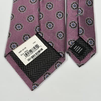 NEW Nordstrom Tie Mens 100% Silk Purple Floral Medallions Necktie 3.25" x 59" - Thumbnail 6