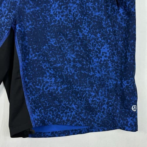 Lululemon Assert Short Mens Medium 9" Camo Kayak Blue Deep Navy Unlined EUC - Thumbnail 3