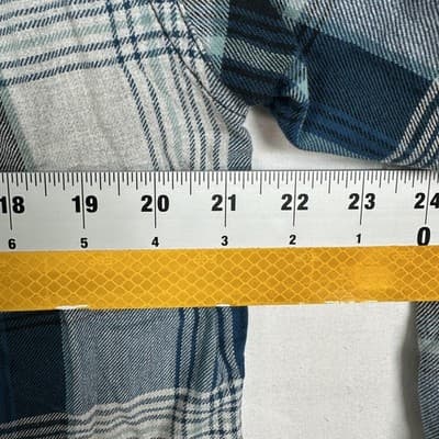 Simms Flannel Shirt Mens Medium Blue Plaid Long Sleeve Button Up Outdoor Fishing - Thumbnail 9