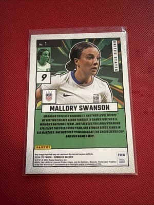 Mallory Swanson 2024-25 Donruss Soccer Net Marvels #1 - Thumbnail 2
