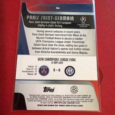 2025-26 Topps FLAGSHIP UEFA Club Competitions #166 Paris Saint-Germain, Paris Sa - Thumbnail 2