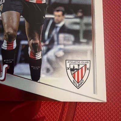 2025-26 Topps FLAGSHIP UEFA Club Competitions #38 Nico Williams, Athletic Club - Thumbnail 2