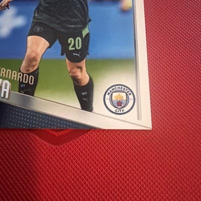 2025-26 Topps FLAGSHIP UEFA Club Competitions #2 Bernardo Silva, Manchester City - Thumbnail 2
