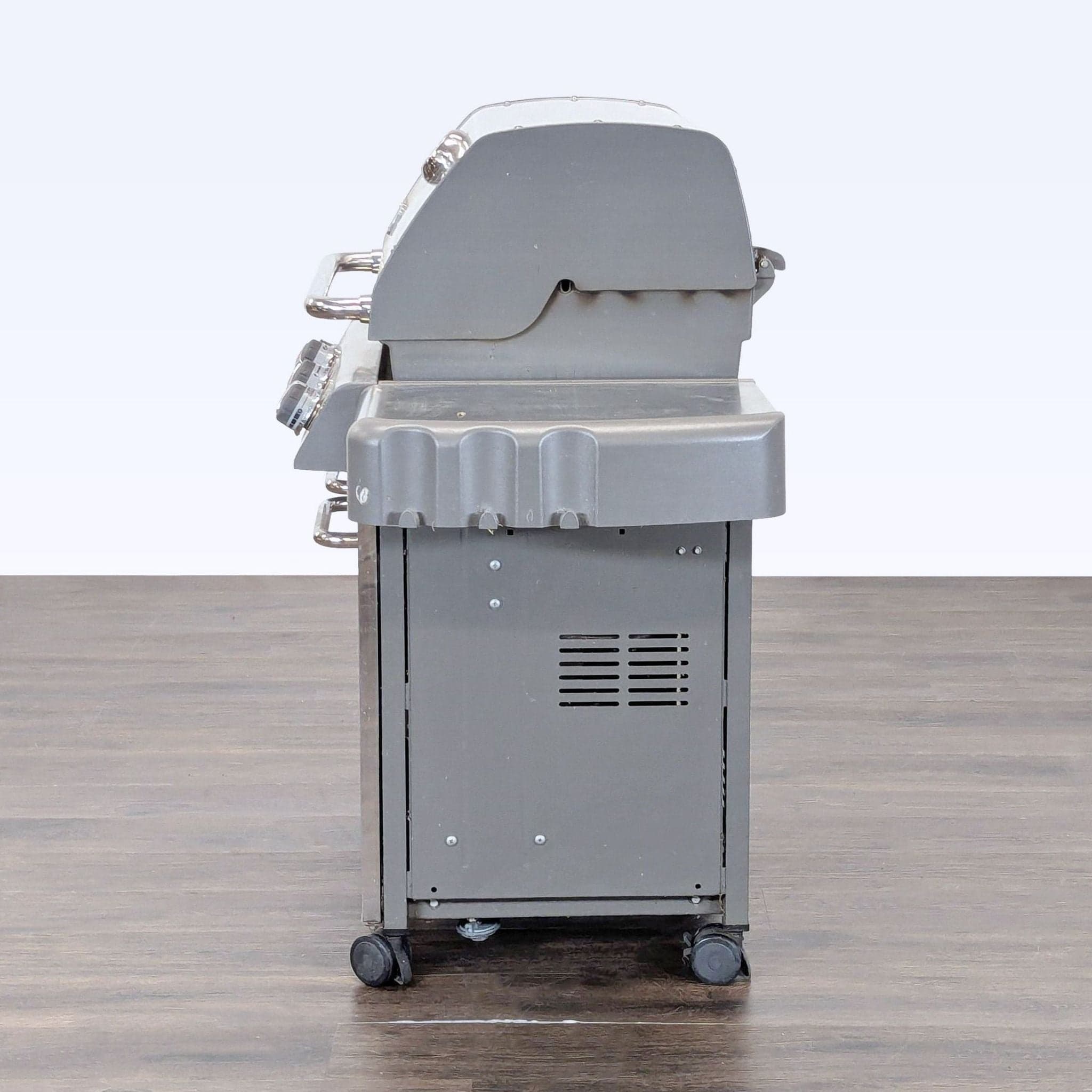 Weber Genesis 3-Burner Gas Grill with Side Tables and Storage - Thumbnail 5