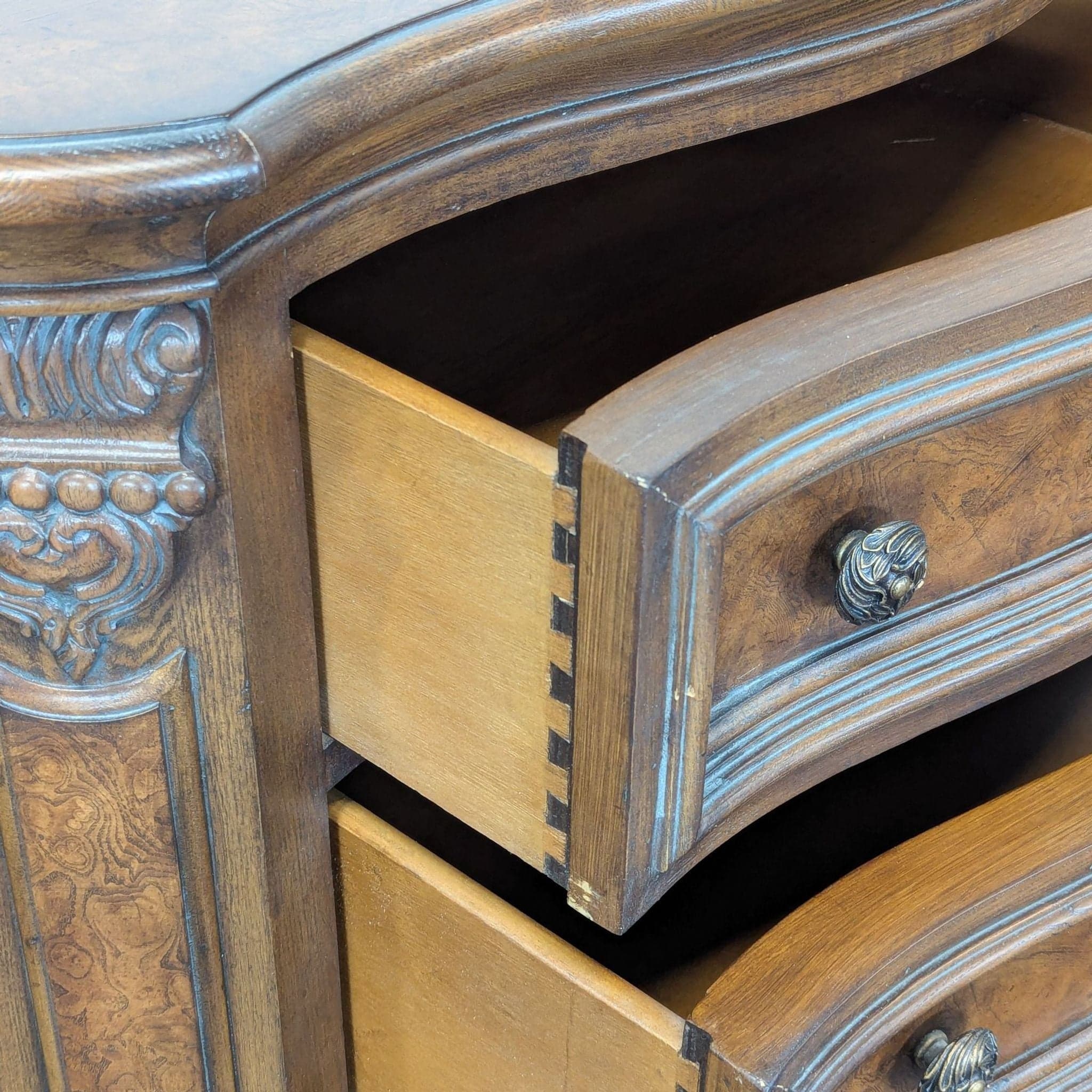 Vintage Drexel Heritage Talavera Nightstand - Thumbnail 7