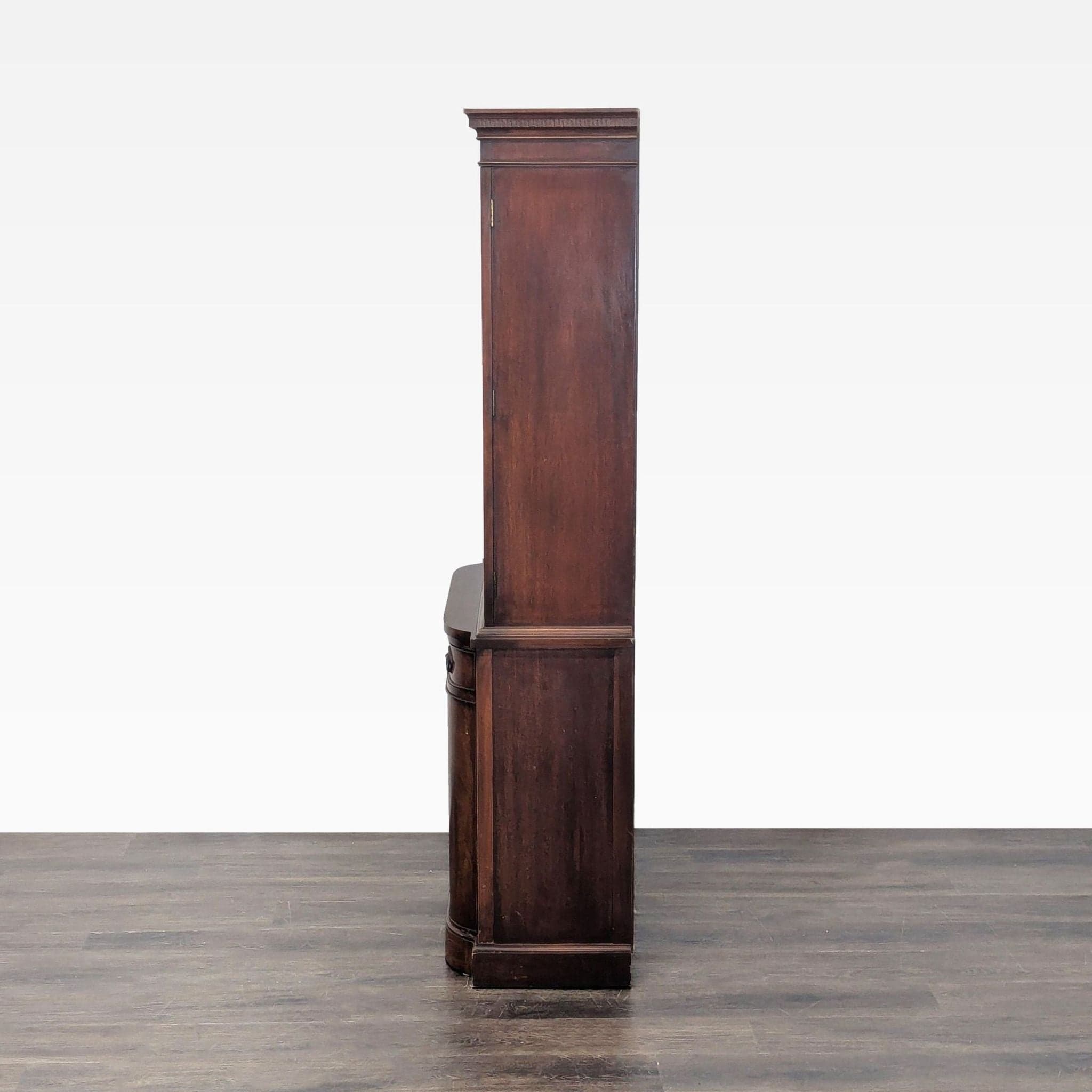 Vintage Drexel Hutch - Thumbnail 6