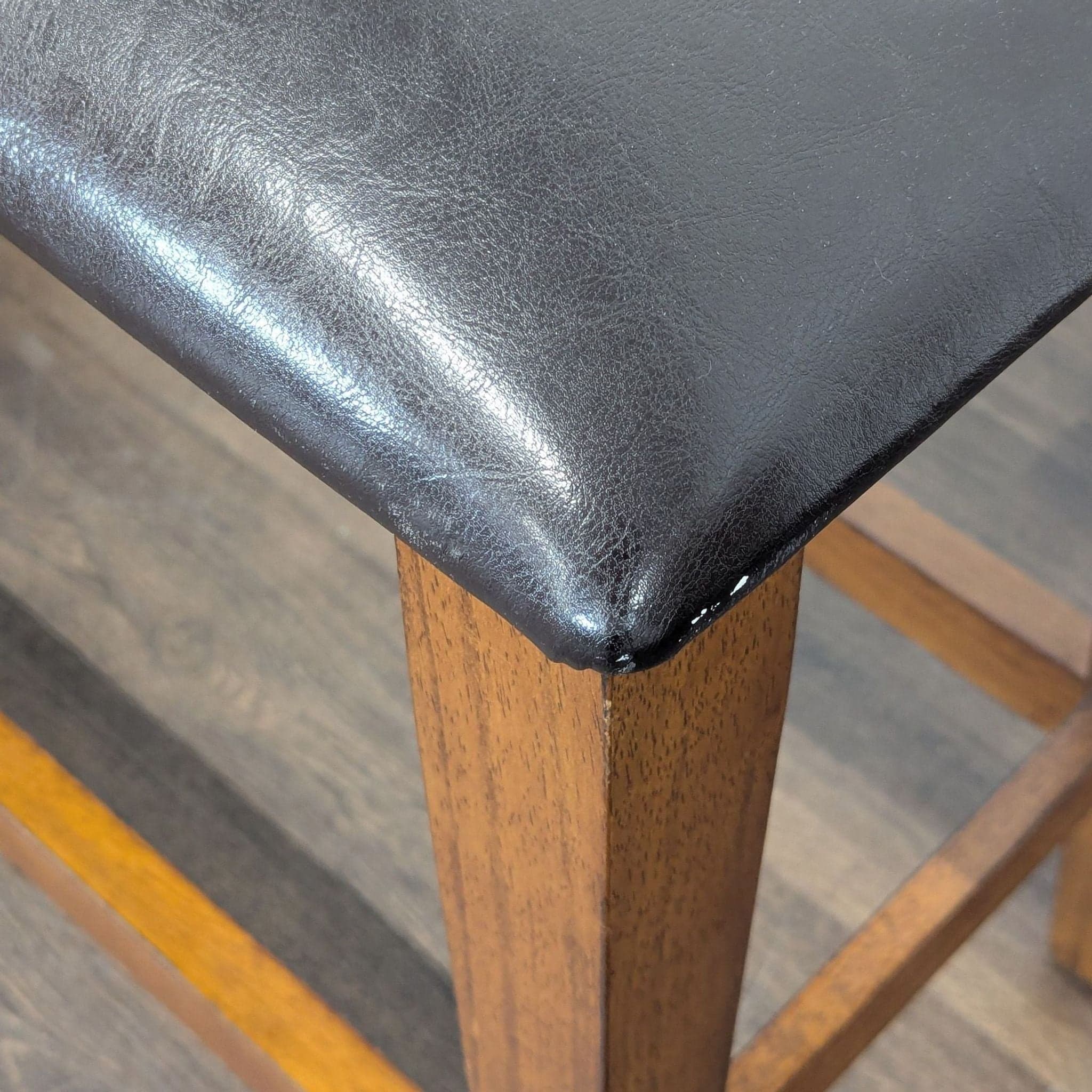 Wood Bench with Faux Leather Seat - Thumbnail 3