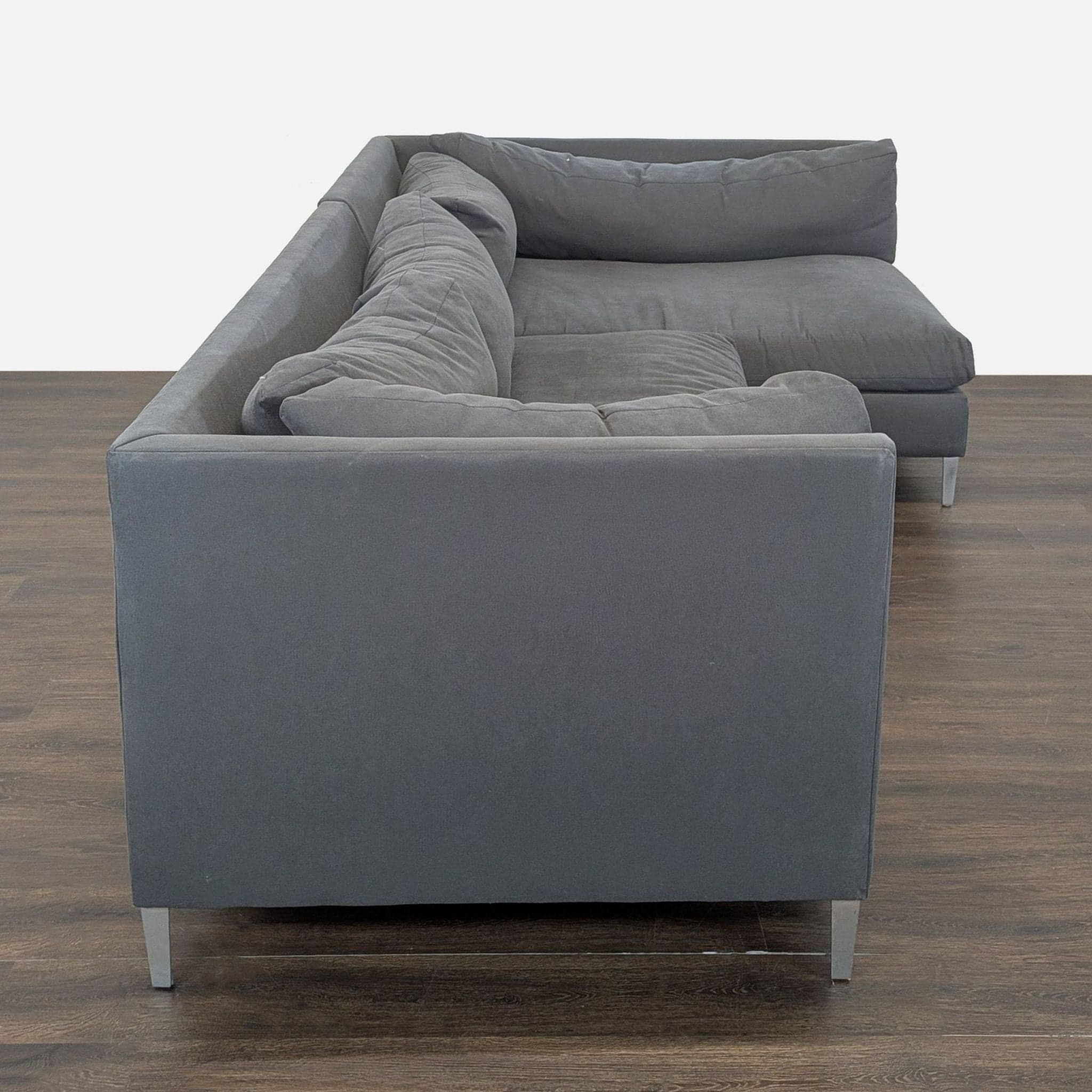 Crate & Barrel Gray Modern Sectional Sofa – Stylish and Spacious Seating - Thumbnail 7