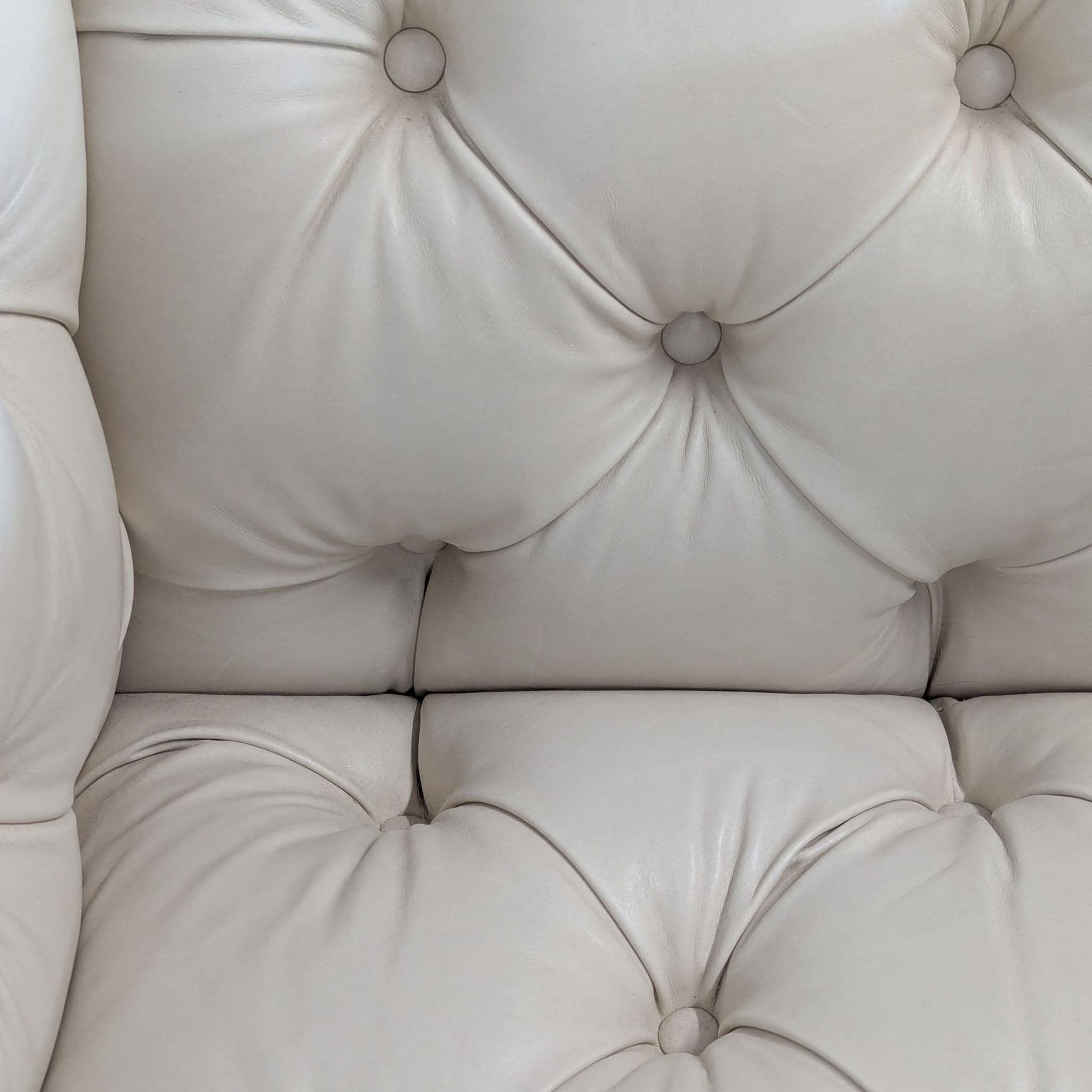 Elite Leather Mila Chair – Grotto Ivory Leather, Tufted Modern Accent Chair - Thumbnail 7