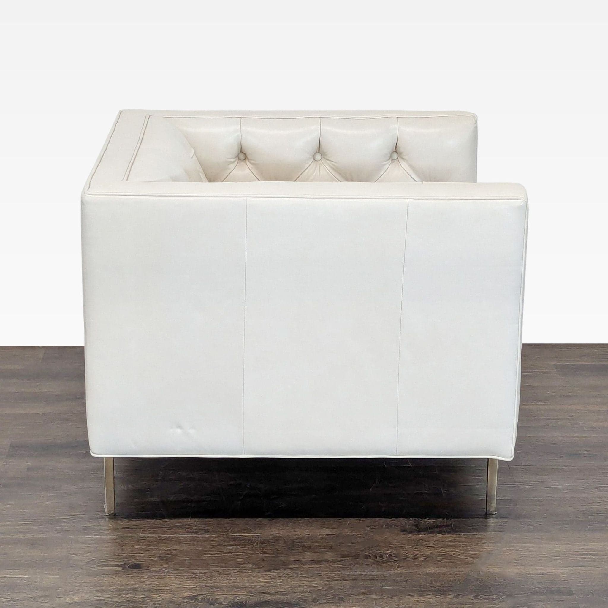 Elite Leather Mila Chair – Grotto Ivory Leather, Tufted Modern Accent Chair - Thumbnail 3