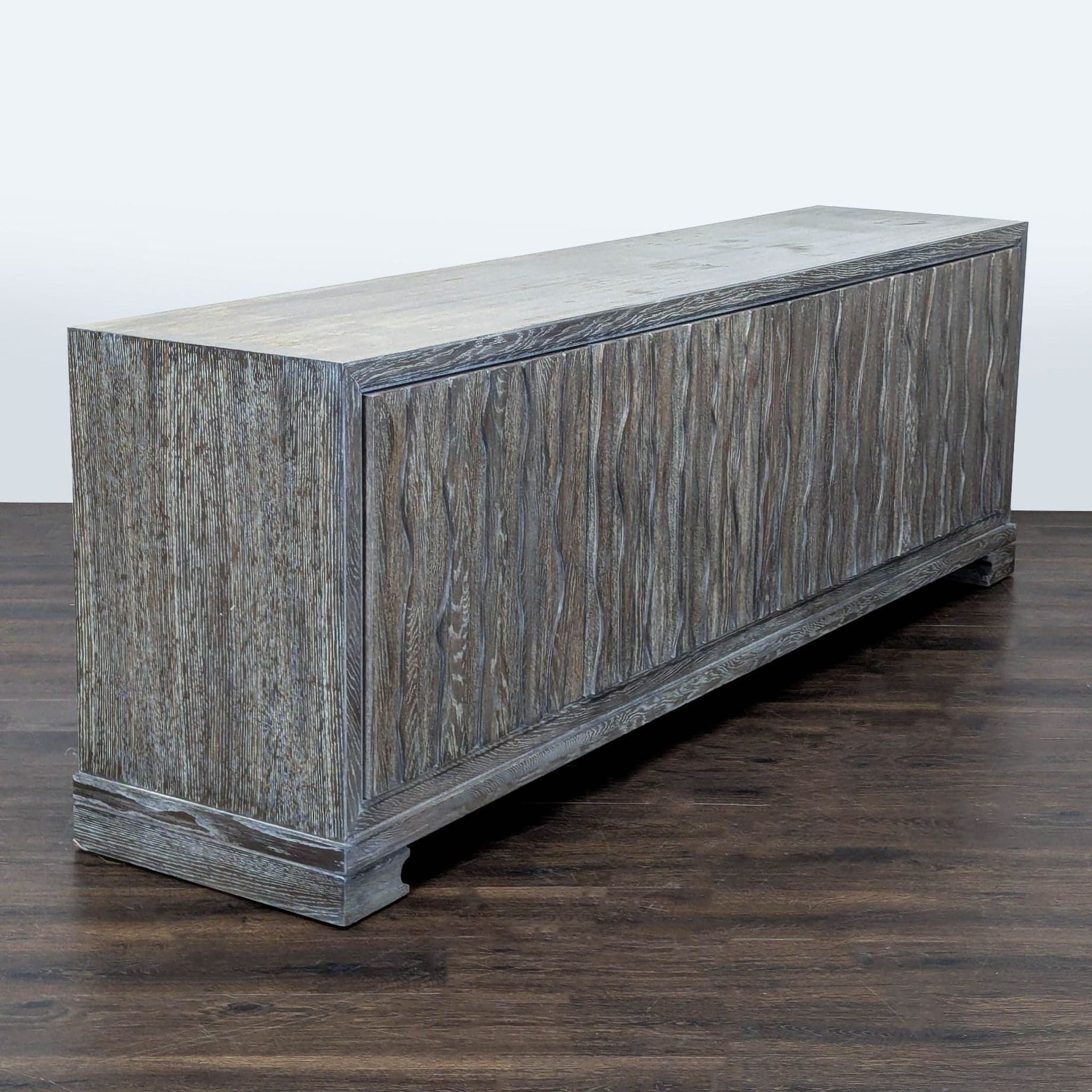 Vanguard Furniture Media Console - Thumbnail 3