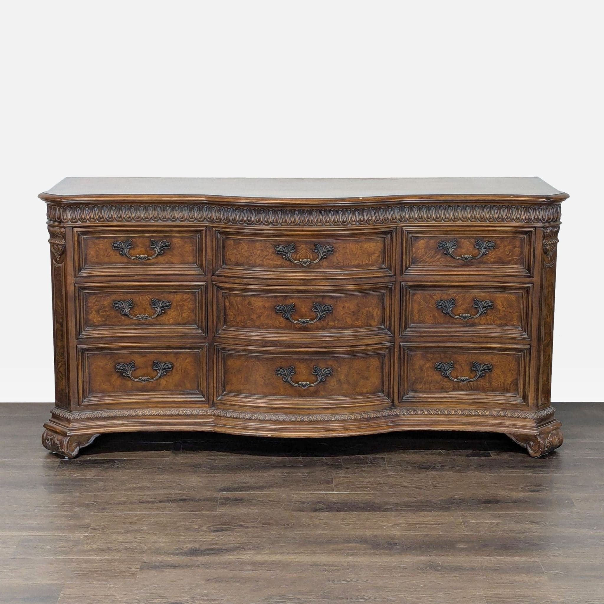 Drexel Heritage 9-Drawer Traditional Vintage Dresser - Image 1