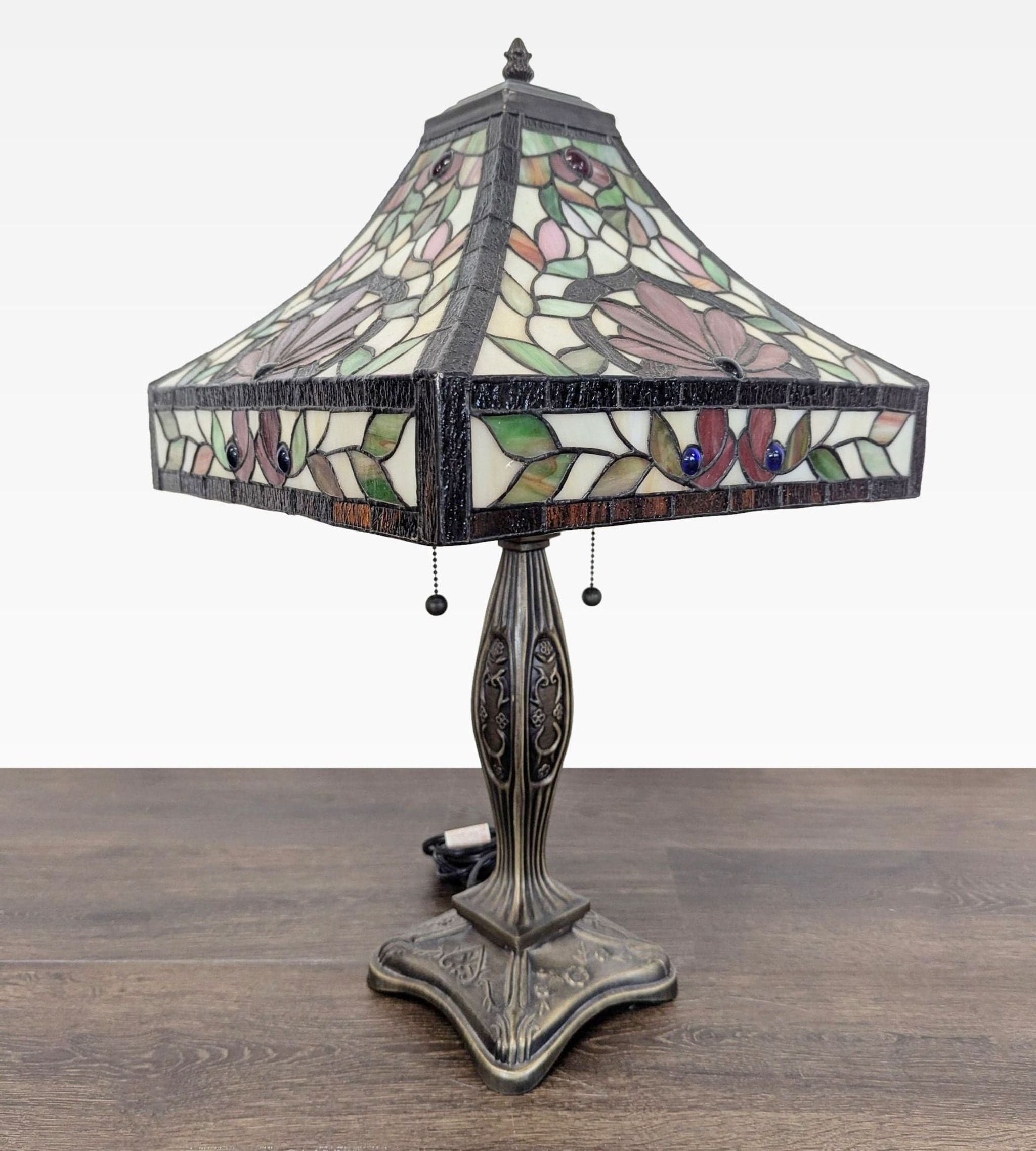 Stained Glass Table Lamp with Ornate Decorative Base - Thumbnail 2