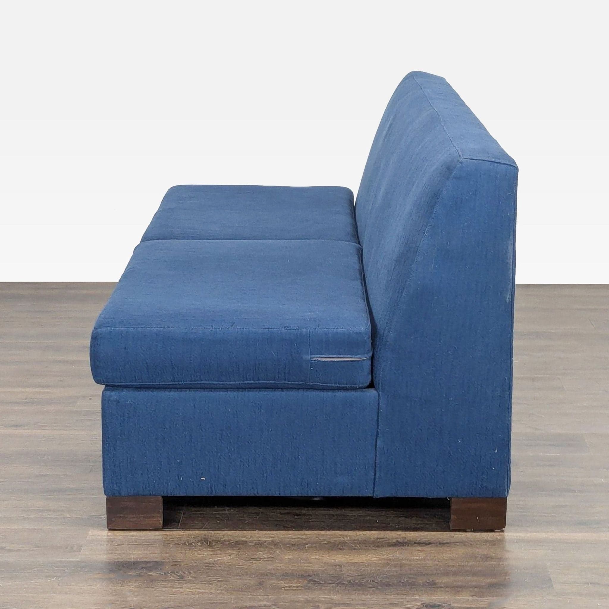 Viesso Blue Sleeper Sofa with Pull-Out Bed - Thumbnail 9