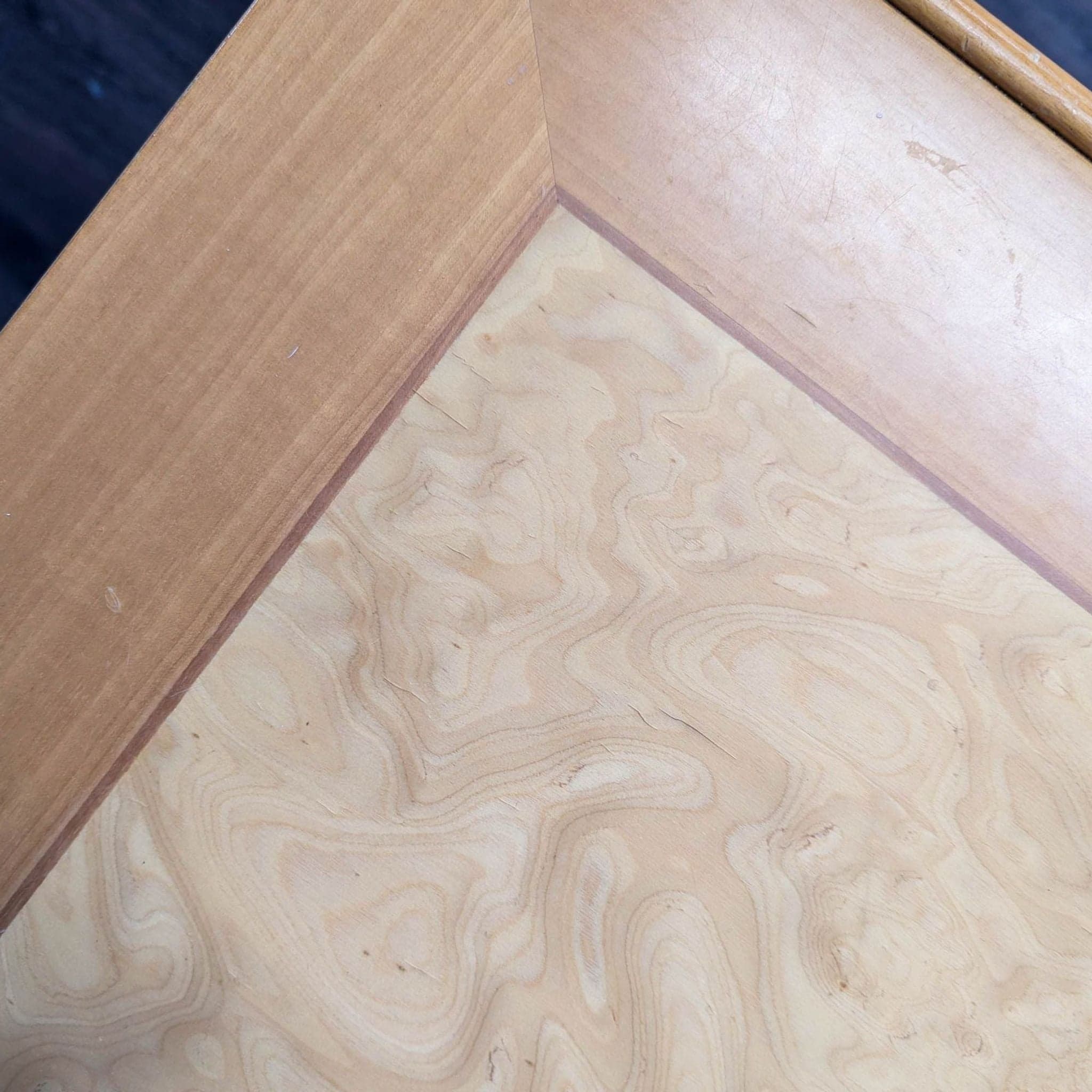 Calligaris Italian Furniture Modern 6-Drawer Dresser with Center Cabinet - Thumbnail 6