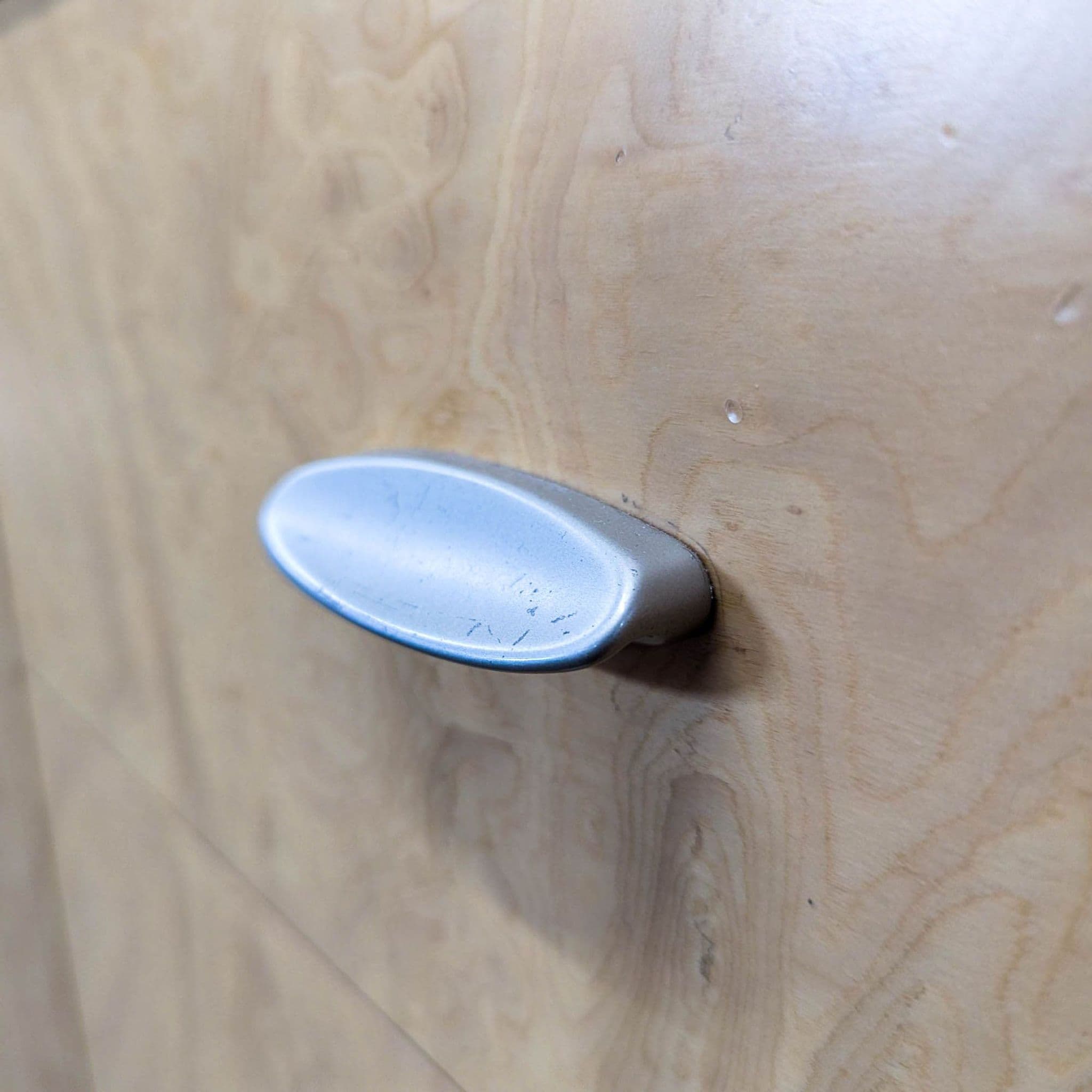 Calligaris Italian Furniture Modern 6-Drawer Dresser with Center Cabinet - Thumbnail 7