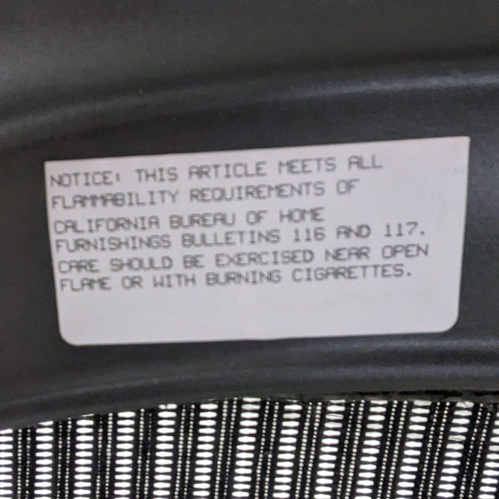 Herman Miller Aeron Ergonomic Mesh Office Chair - Adjustable Armrests - Thumbnail 6