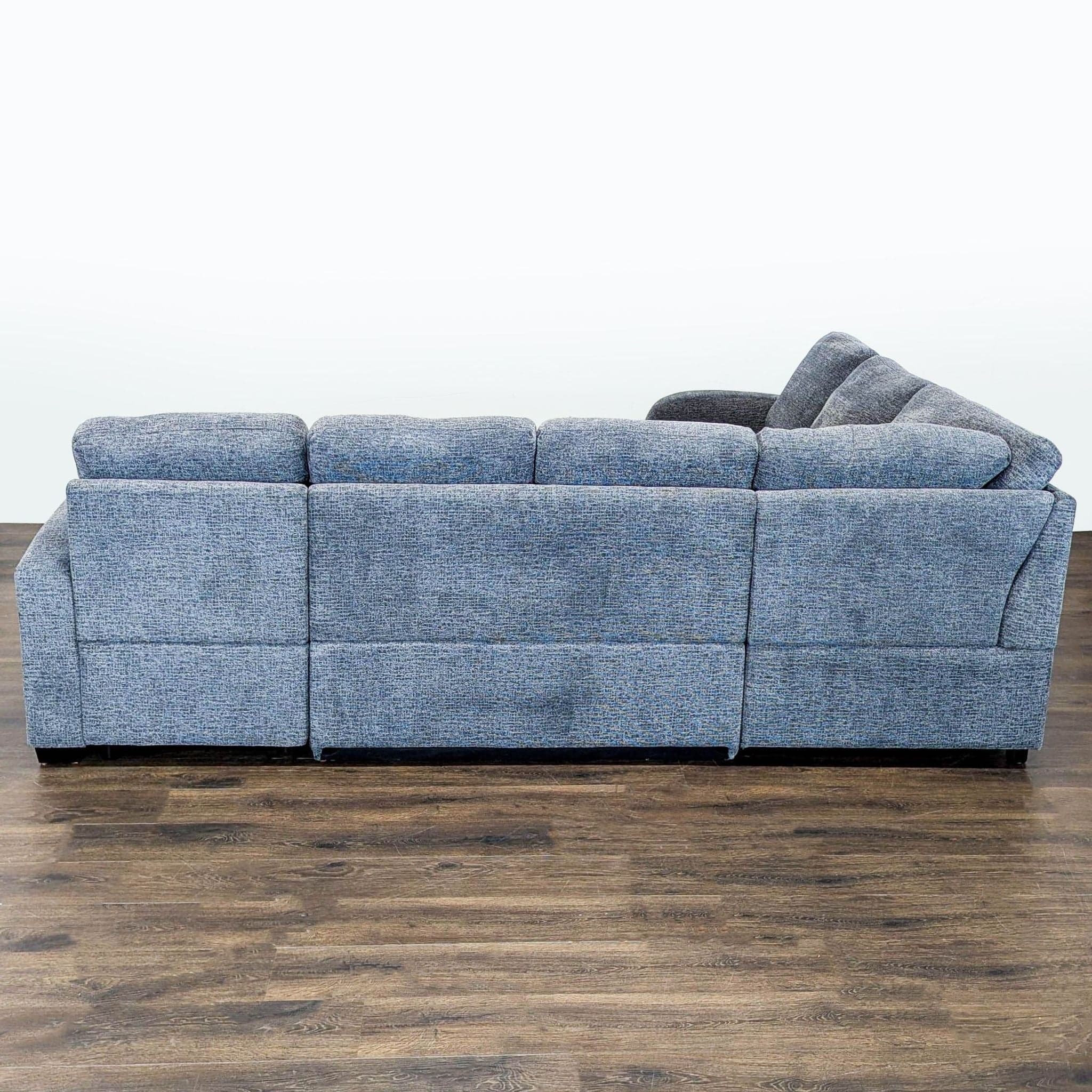 Lifestyle Solutions Edgewood Modern Gray Sectional Sofa with Storage and Built-In Power Outlet - Thumbnail 6