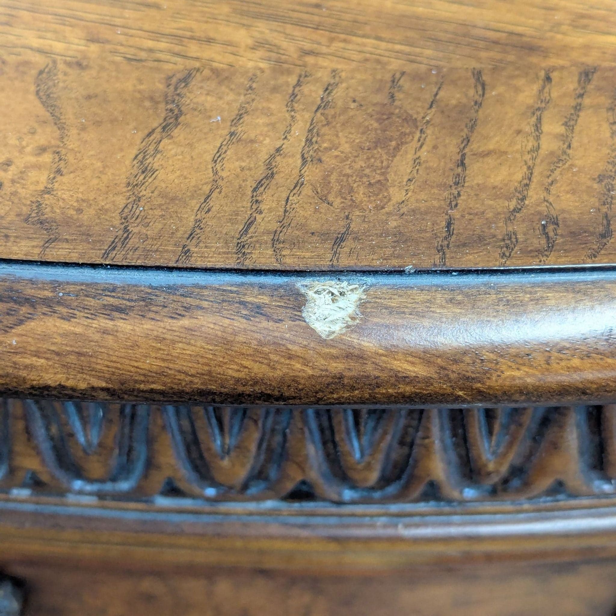 Drexel Heritage 9-Drawer Traditional Vintage Dresser - Thumbnail 5